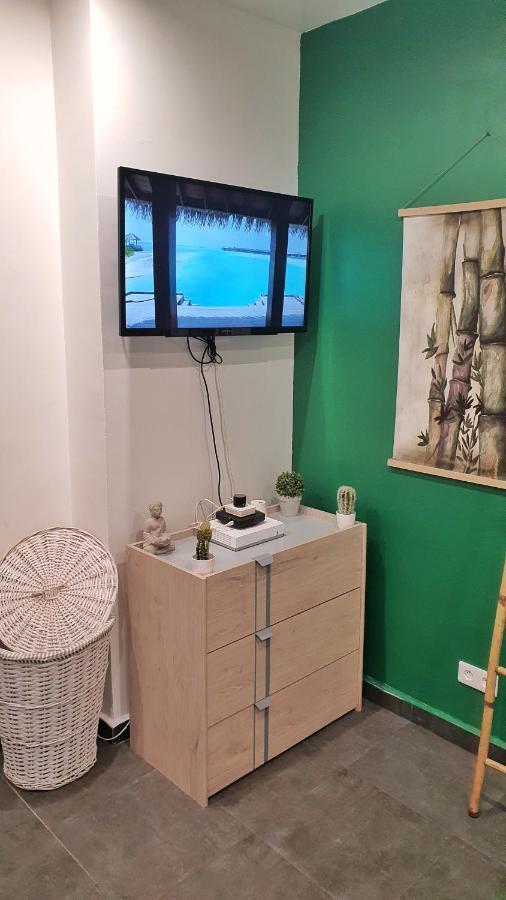 Jacuzzi Privatif Des Catalans Apartment
